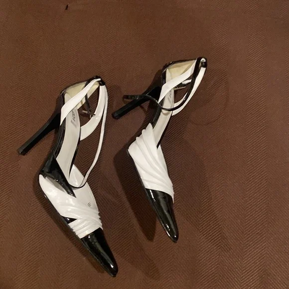 Bakers Black and White Women's Heels - Picture 2 of 5